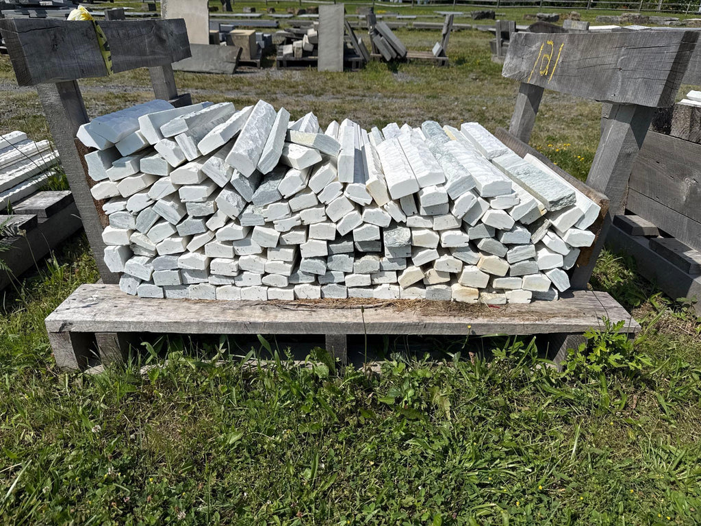 Lot 121 - Pallet of Marble Moulding - 2.25"w x 15.5"l