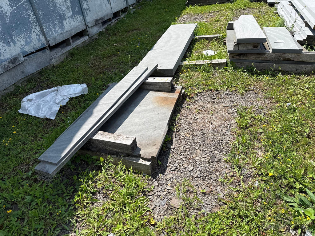 Lot 135 - 8 Bluestone Pieces