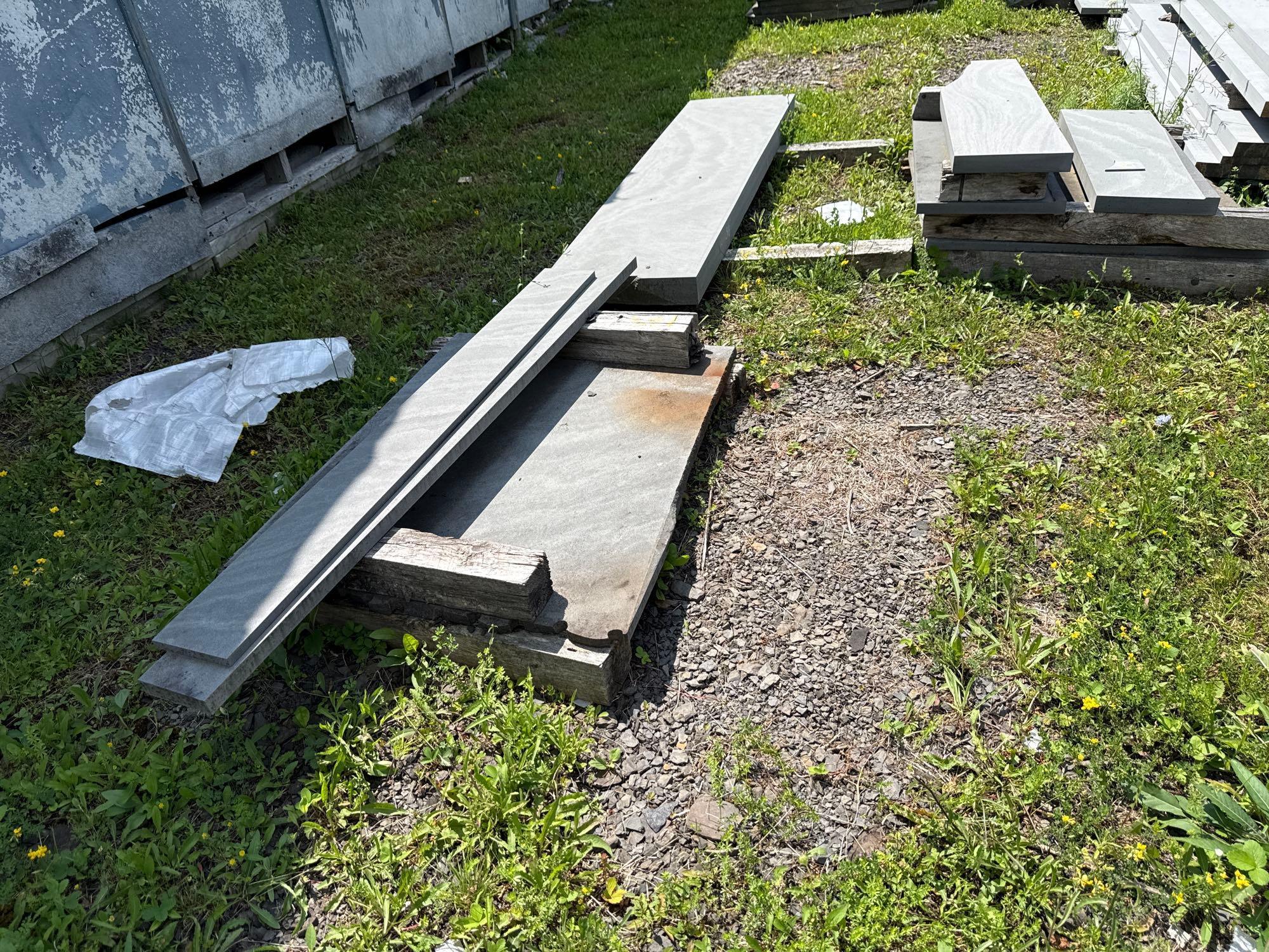 Lot 135 - 8 Bluestone Pieces