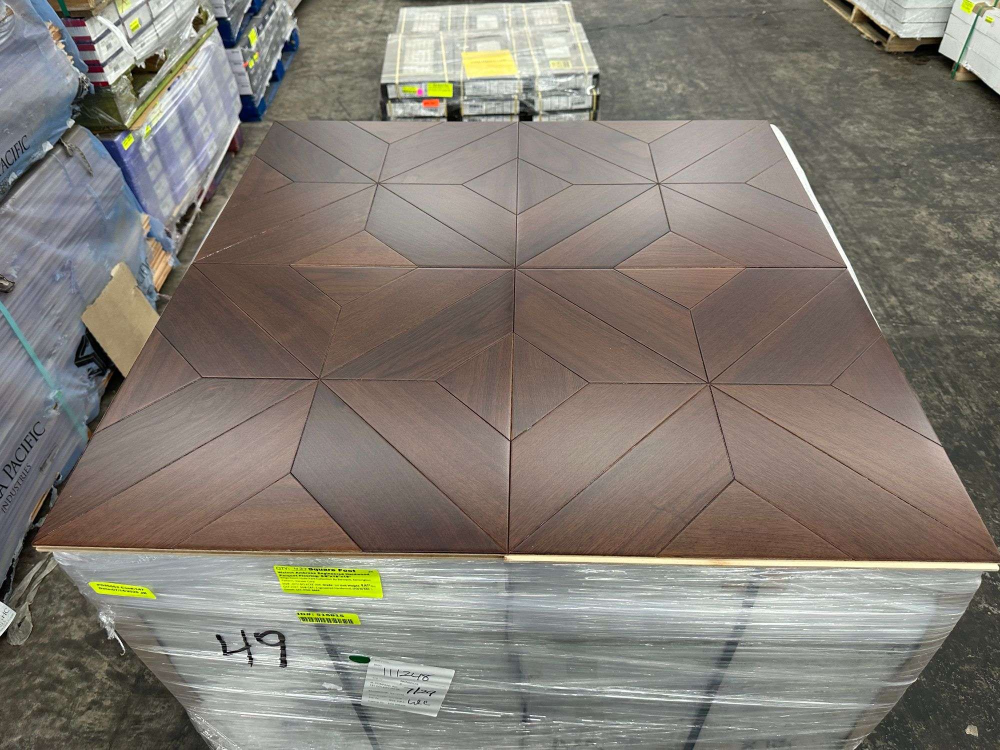 Baroque Kings Court Walnut Ambrose Engineered Hardwood Parquet 5/8" 18x18
