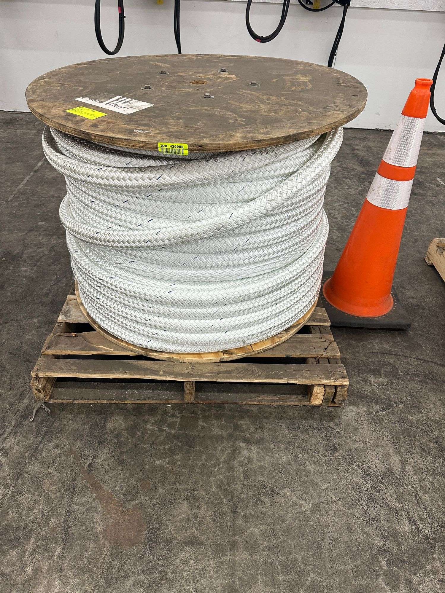 634 lb 2" Rope on Spool