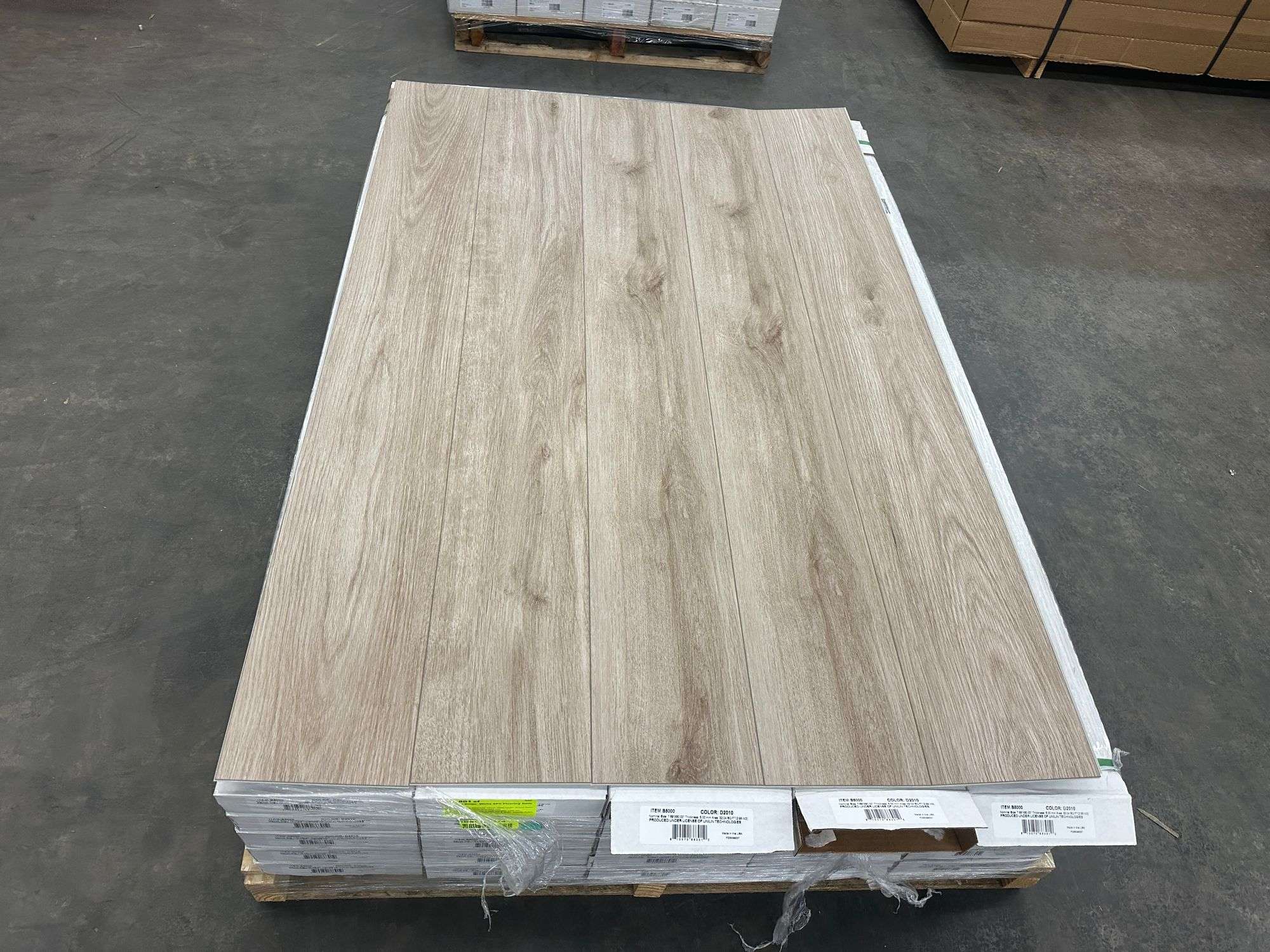 Pinnacle Beige White SPC Rigid Core Flooring