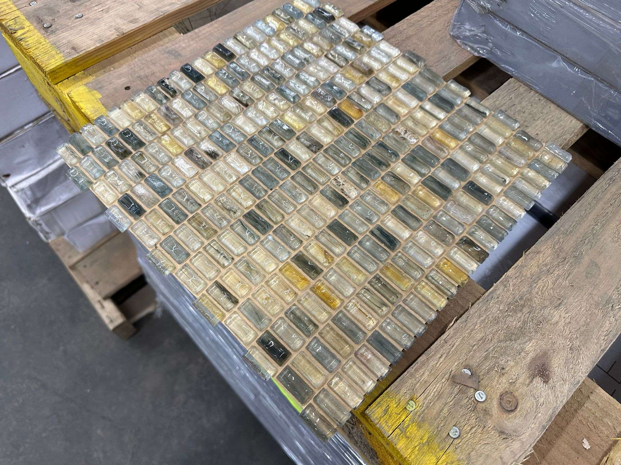 Sesshu Natural Mosaic Tile – Malaga Cove Glass & Stone (12x13)