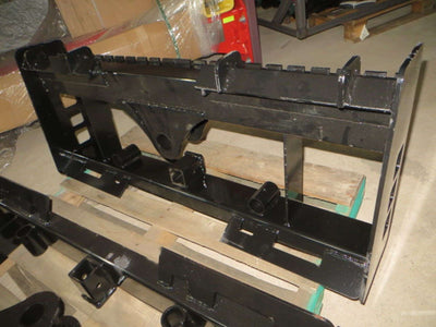 Wolverine PFF1 Pallet Fork + CAT 3 + Bale Frame